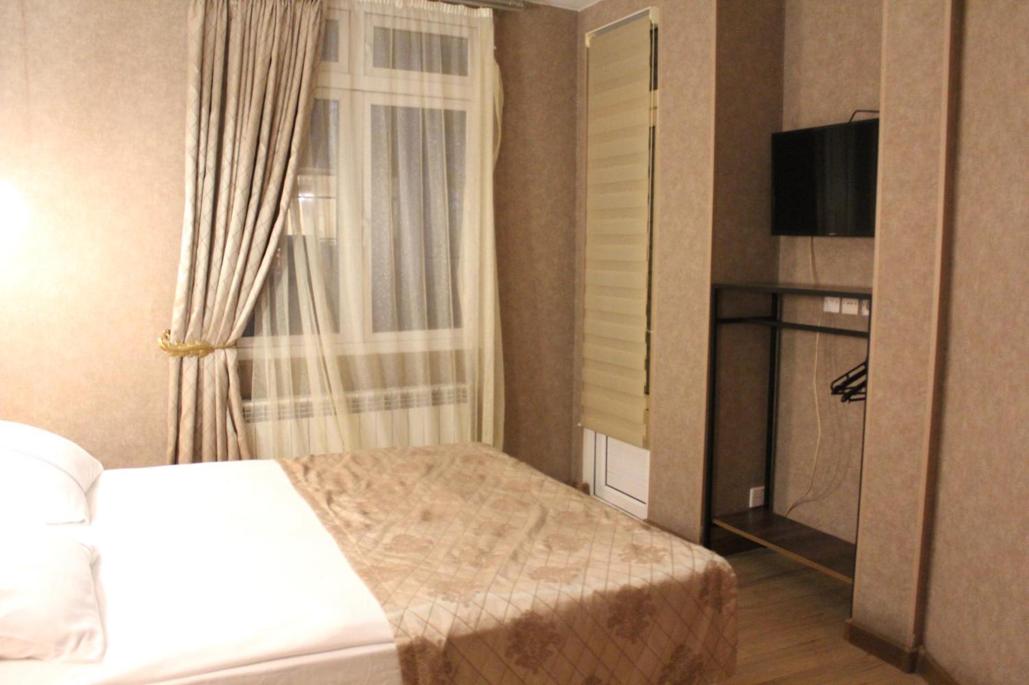 Hotel Luxor Gardens Batumi Pokój zdjęcie