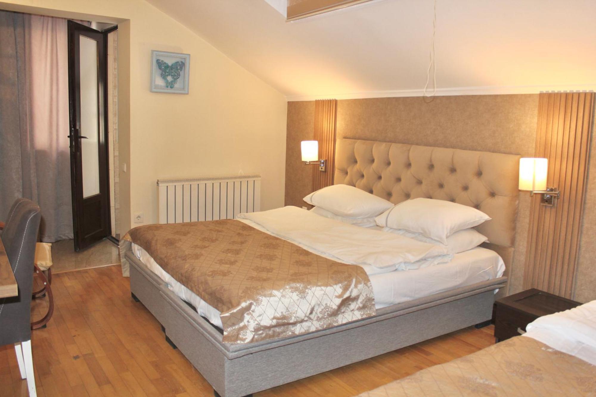 Hotel Luxor Gardens Batumi Zewnętrze zdjęcie
