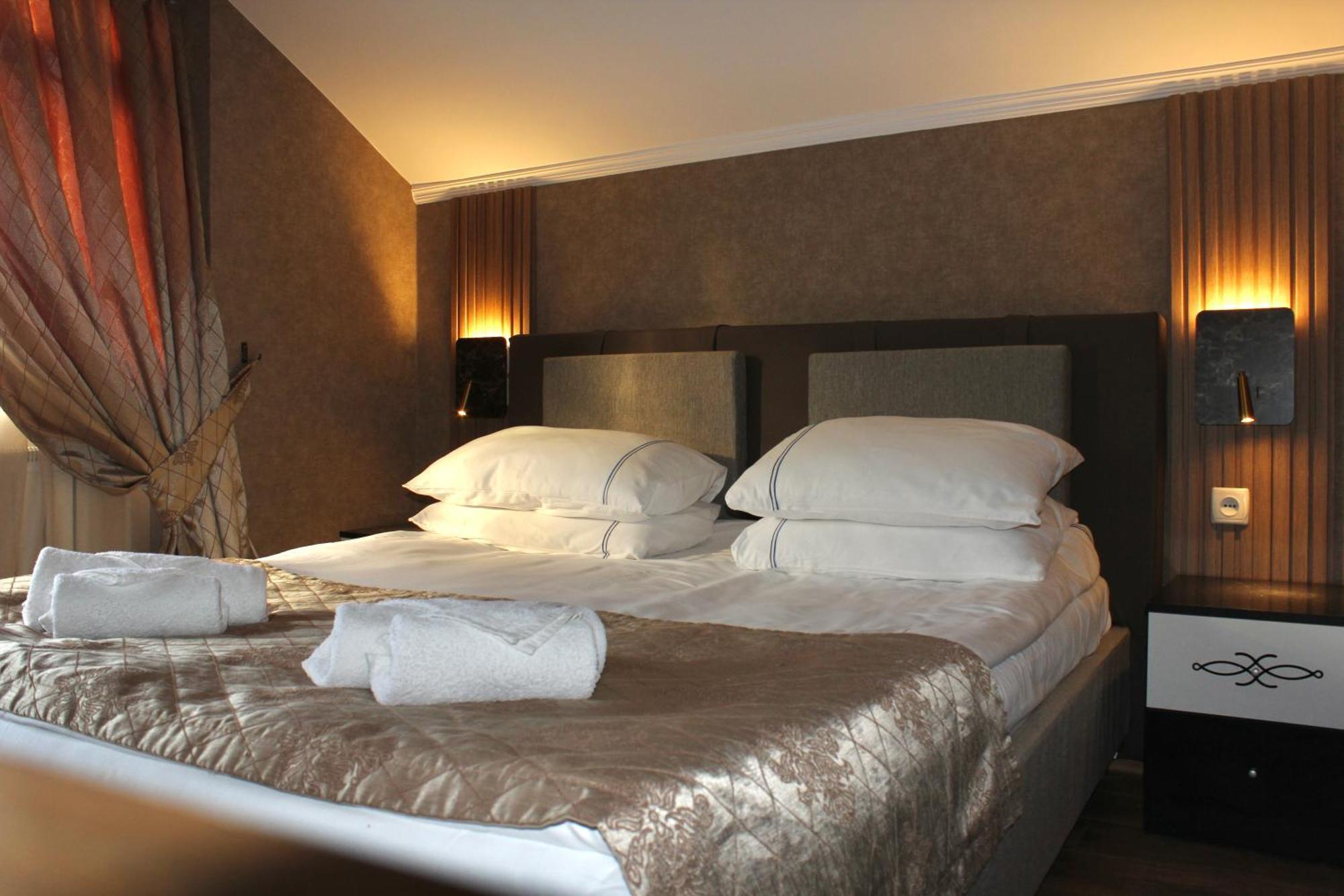 Hotel Luxor Gardens Batumi Zewnętrze zdjęcie