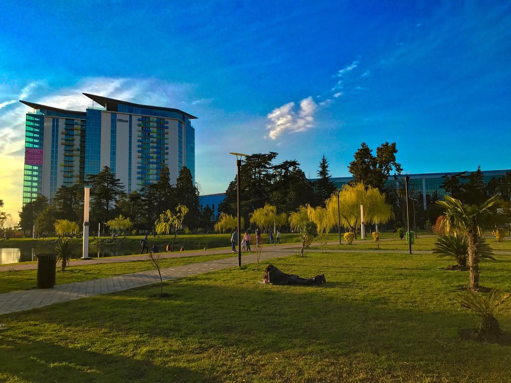 Hotel Luxor Gardens Batumi Zewnętrze zdjęcie