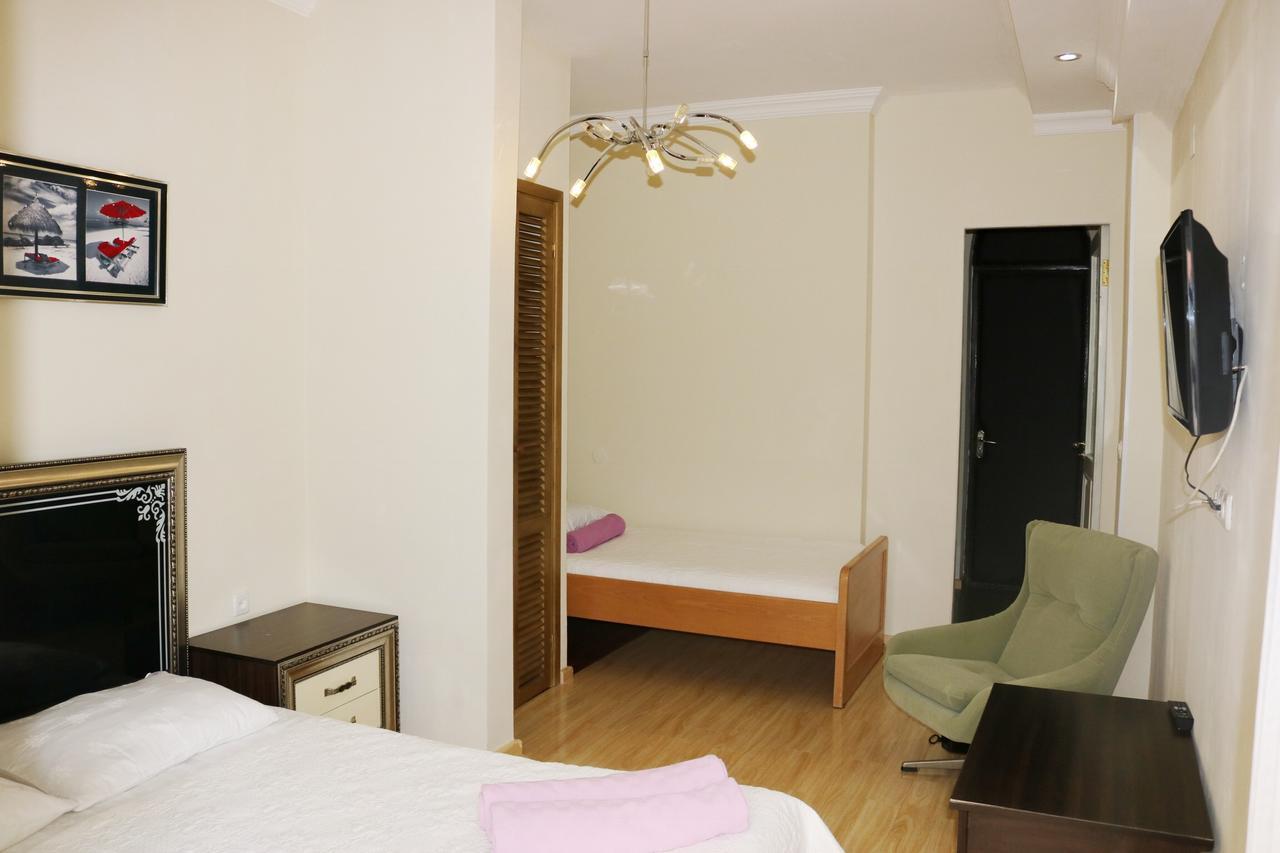 Hotel Luxor Gardens Batumi Zewnętrze zdjęcie
